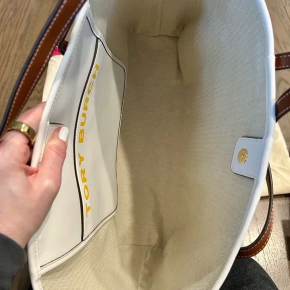 NWOT Tory Burch Daisy Chain Embroidered Tote Bag - Picture 7 of 9